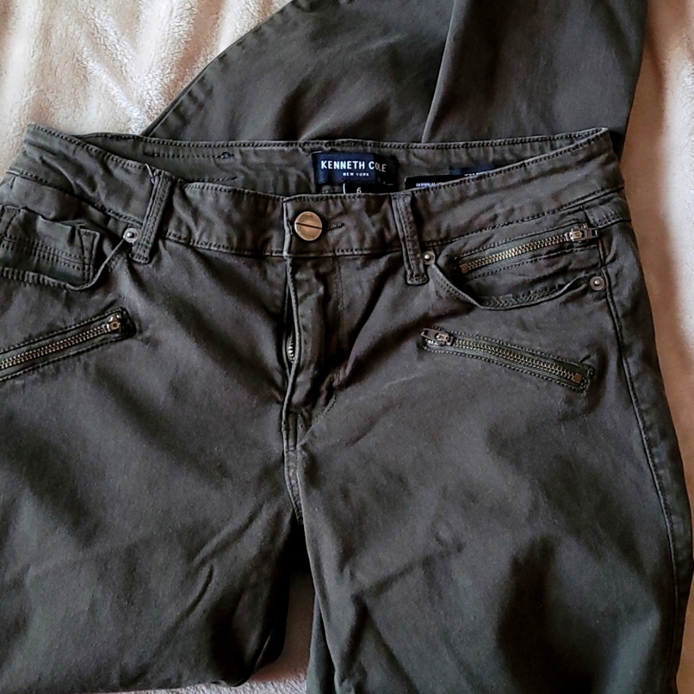 Kenneth Cole size 6 green